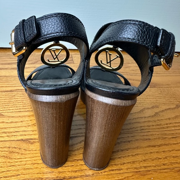 Louis Vuitton Rare Black Wedges with Gold Logo 37 Excellent Condition - Picture 3 of 8